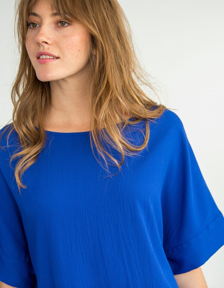 Robe forme housse unie manches courtes tissu texturé (iris) Robe forme housse unie manches courtes tissu texturé (iris)