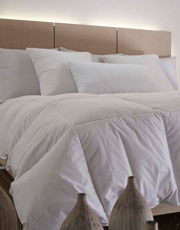 Couette synthétique palace confort absolu 300g/m² (blanc)