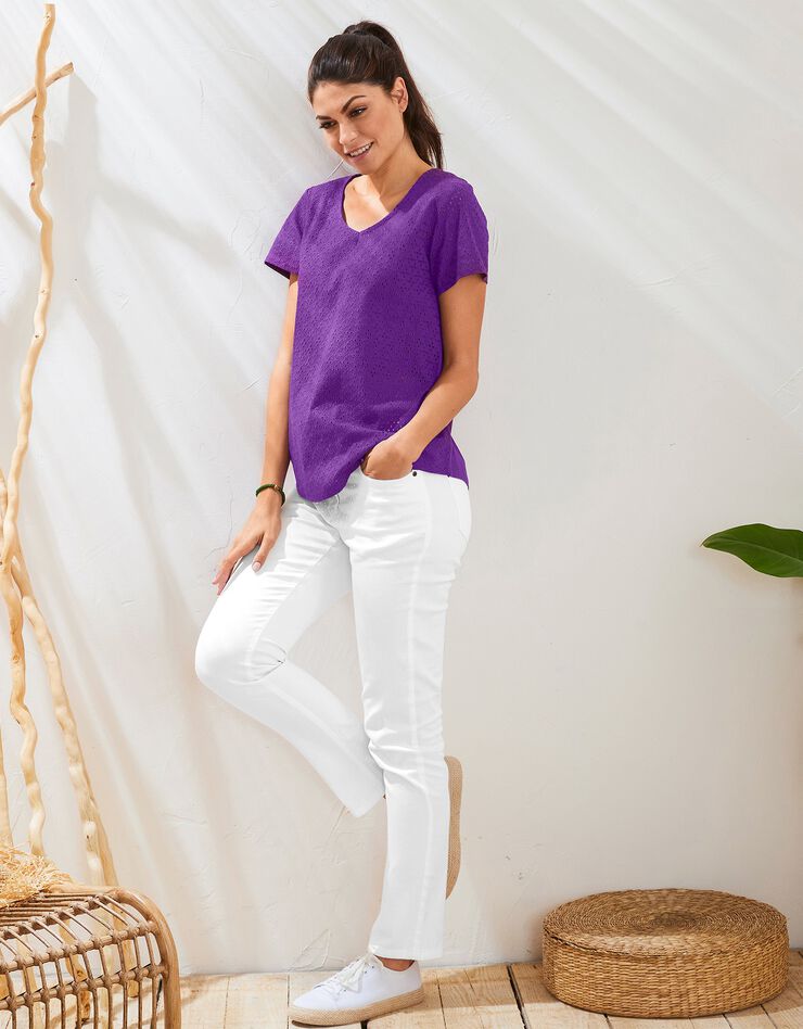 Tee-shirt col V broderie anglaise (violet)