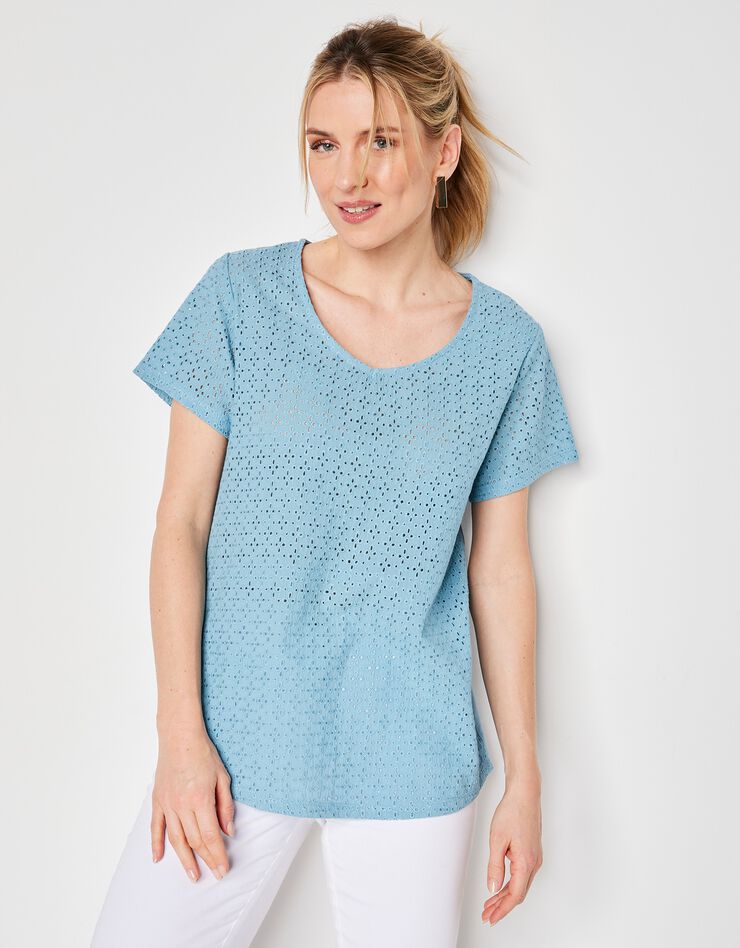 Tee-shirt col V broderie anglaise (bleu grisé) Tee-shirt col V broderie anglaise (bleu grisé)