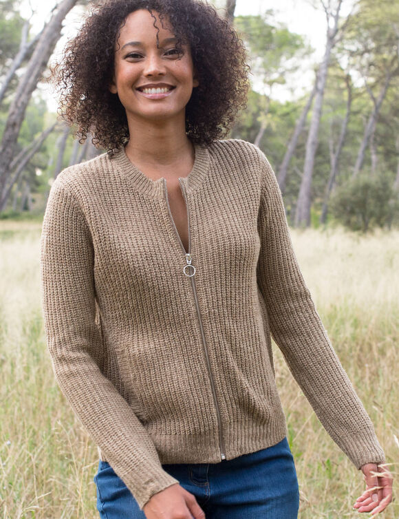 Gilet zipp&eacute;, maille anglaise (beige chin&eacute;)