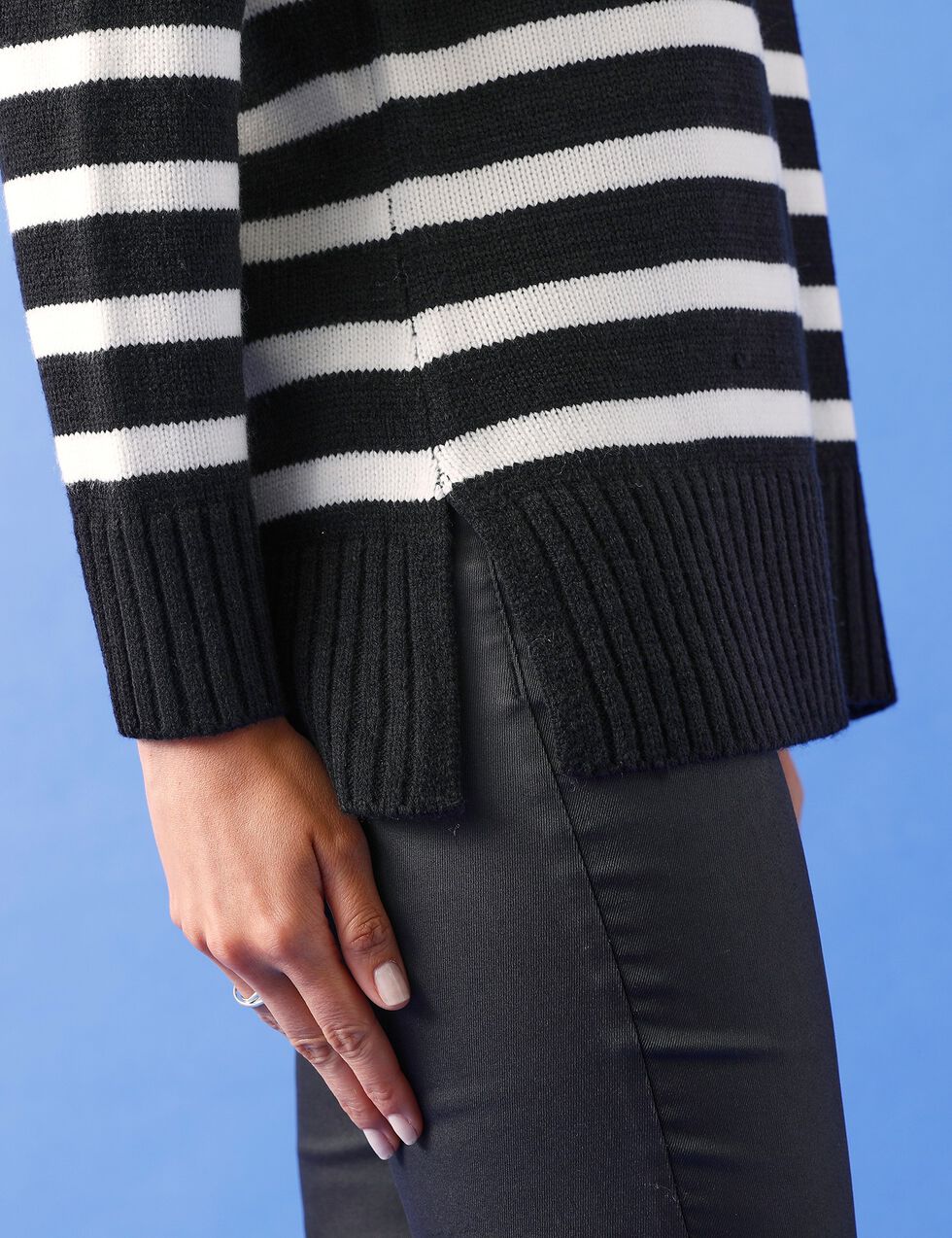 Pull Tunique Rose à Motifs Noirs - Taille L - Laine Et Acrylique - Occasion Très Bon état