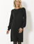 Robe pull finition écailles, maille fantaisie (noir)