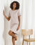 Chemise de nuit courte imprimée léopard (taupe)