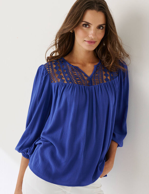 Blouse macram&eacute; manches 3/4 (iris)