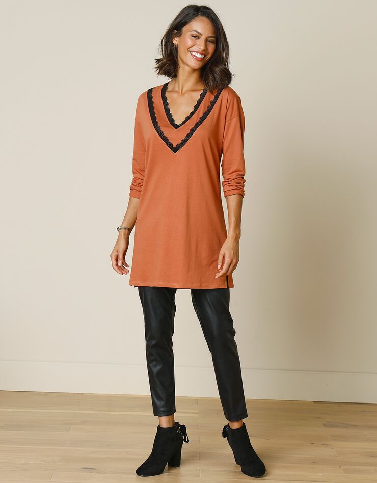 Tunique manches longues maille et dentelle (caramel) Tunique manches longues maille et dentelle (caramel)
