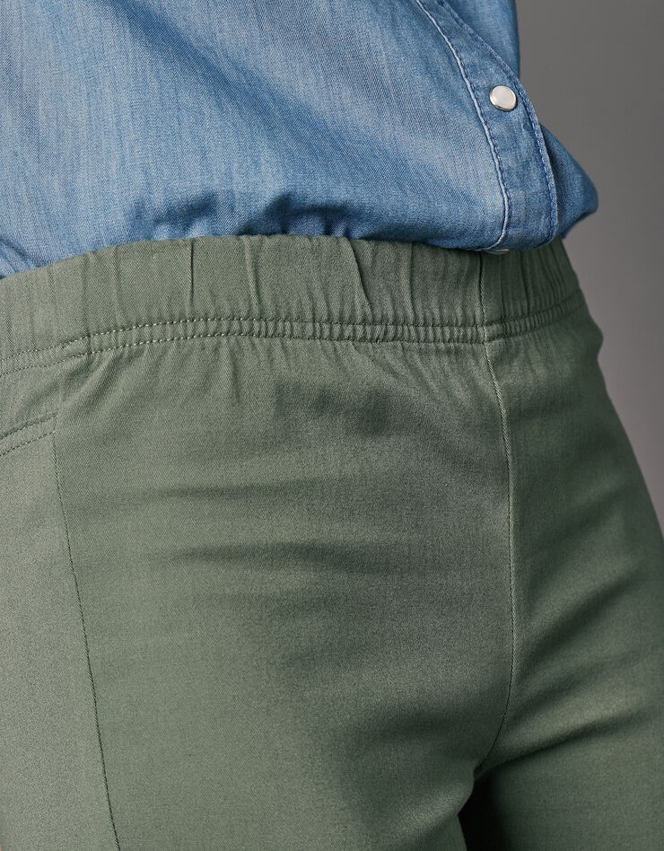 Pantalon sculptant effet ventre plat taille élastiquée (vert mousse) Pantalon sculptant effet ventre plat taille élastiquée (vert mousse)