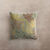 Coussin carr&eacute; velours brod&eacute; "feuilles" (vert)