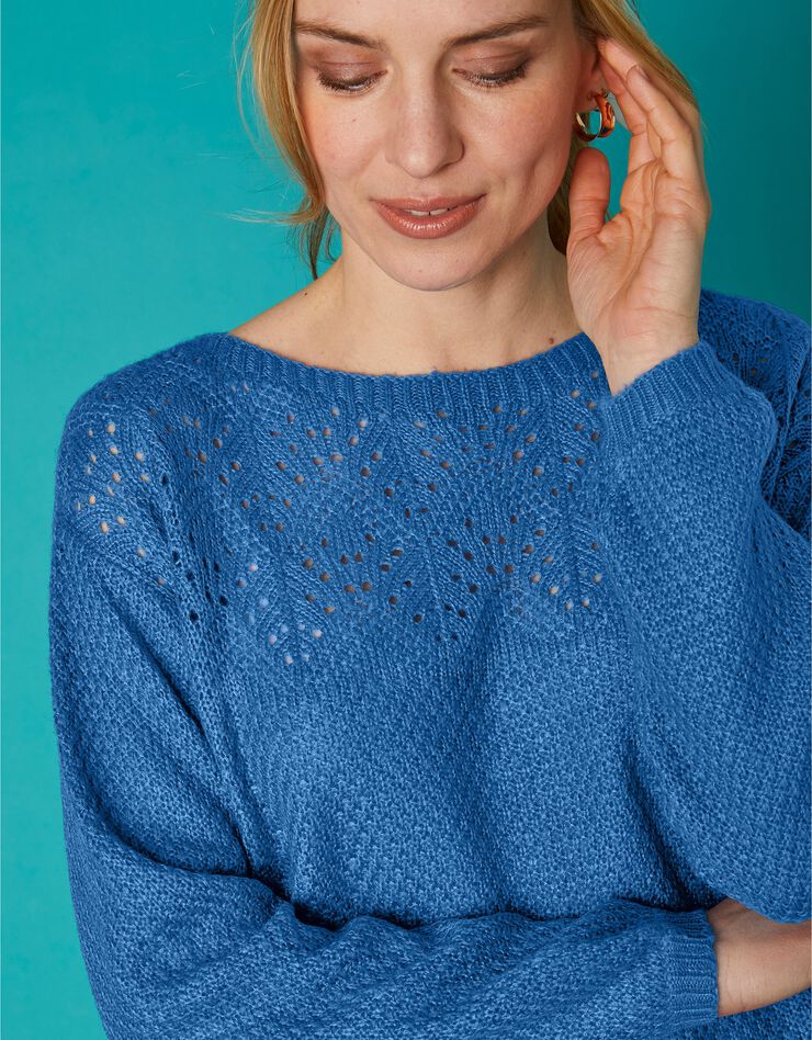 Pull col bateau, maille ajourée toucher mohair (bleu grisé) Pull col bateau, maille ajourée toucher mohair (bleu grisé)