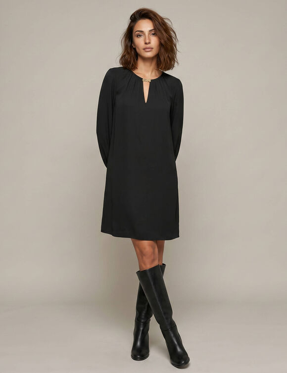 Robe courte col rond bijou, manches longues, cr&ecirc;pe (noir)