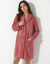 Robe de chambre maille polaire col ch&acirc;le - Longueur 95 cm (rose)