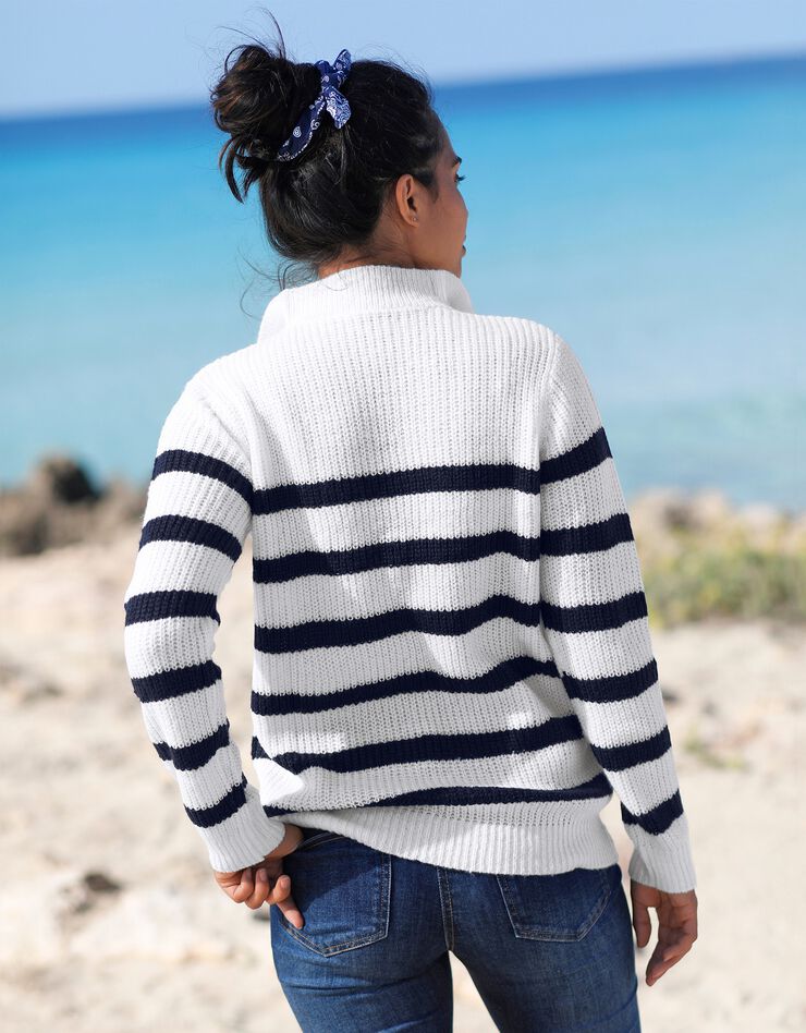 Pull rayé col zippé, maille anglaise toucher mohair (écru / marine) Pull rayé col zippé, maille anglaise toucher mohair (écru / marine)
