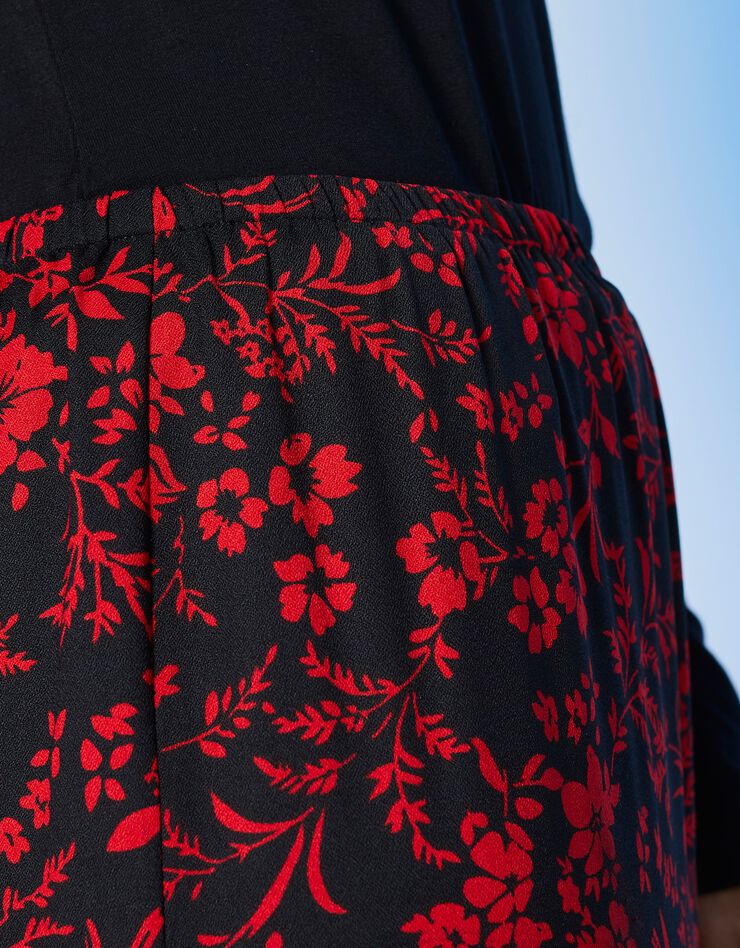 Jupe longue imprimée taille élastiquée (noir / rouge) Jupe longue imprimée taille élastiquée (noir / rouge)