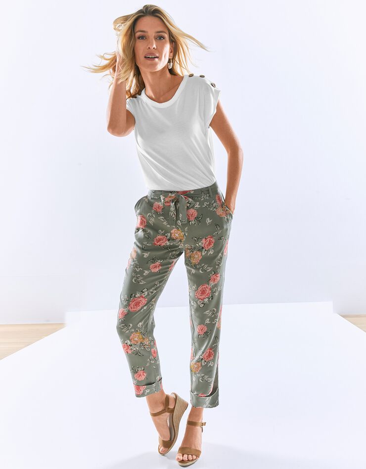 Pantalon 7/8ème fuselée imprimé fleuri (kaki clair) Pantalon 7/8ème fuselée imprimé fleuri (kaki clair)