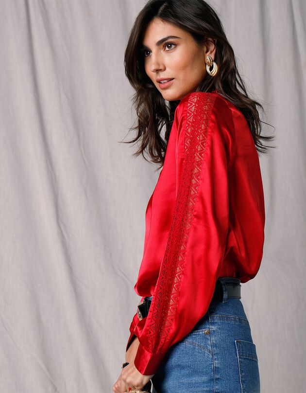 Blouse satin col volanté manches longues dentelle (rouge) Blouse satin col volanté manches longues dentelle (rouge)