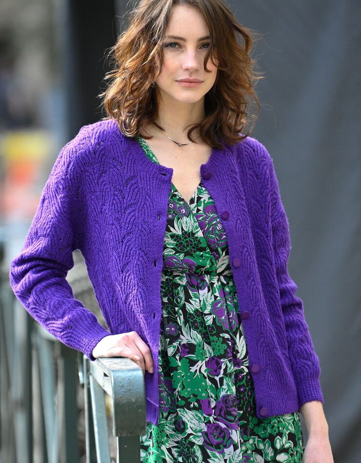 Gilet boutonné maille perlée ajourée (violet) Gilet boutonné maille perlée ajourée (violet)