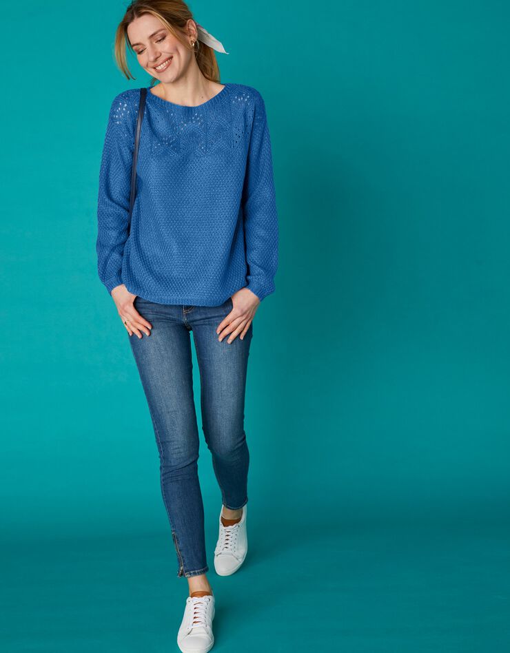 Pull col bateau, maille ajourée toucher mohair (bleu grisé) Pull col bateau, maille ajourée toucher mohair (bleu grisé)