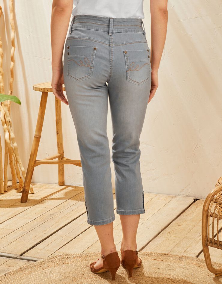 Pantacourt fuselé base boutonnée, jean stretch (gris) Pantacourt fuselé base boutonnée, jean stretch (gris)