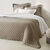 Couvre-lit réversible microfibre matelassée/sherpa (beige)