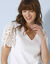 T-shirt col V, manches en macramé (blanc)