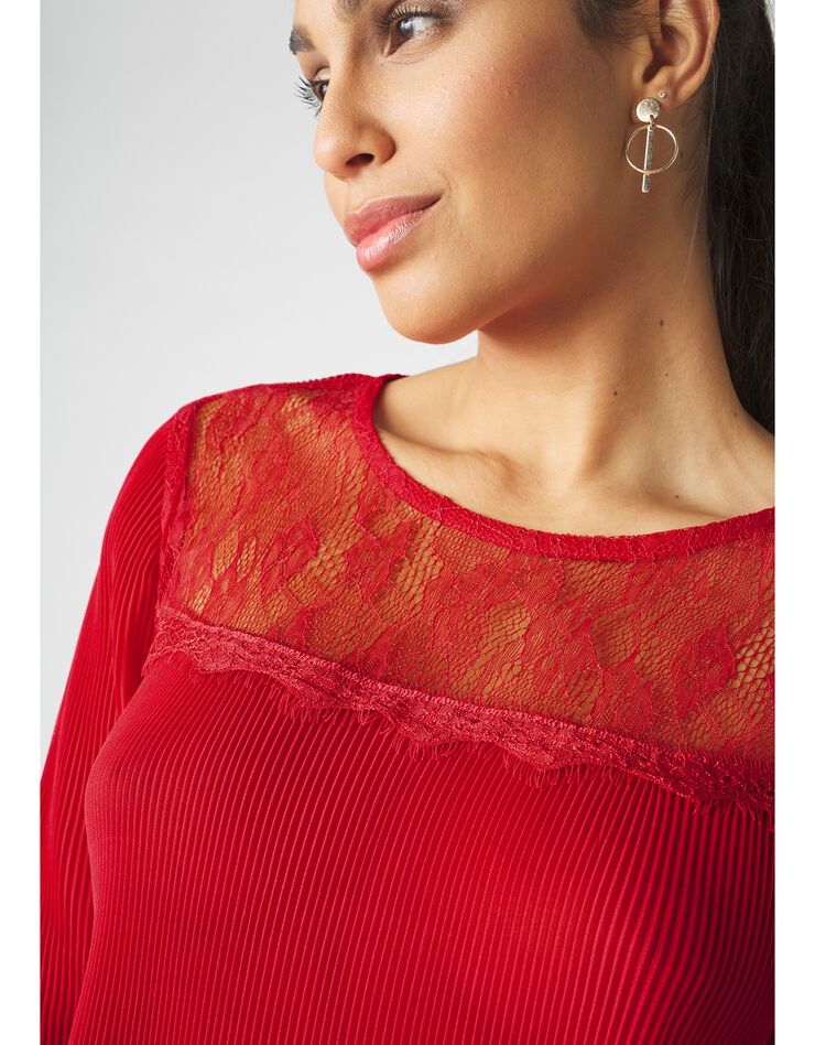 Blouse plissée haut dentelle (rouge) Blouse plissée haut dentelle (rouge)