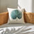 Coussin imprimé feuille palmier (sable / vert)