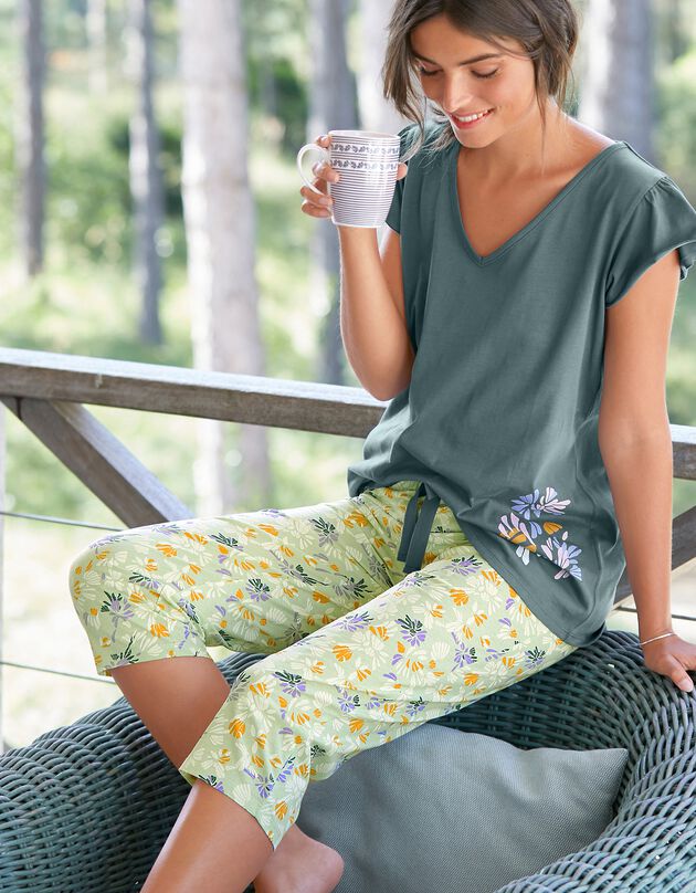 Tee-shirt pyjama manches courtes imprimé placé "pétales de fleurs" (vert sauge)