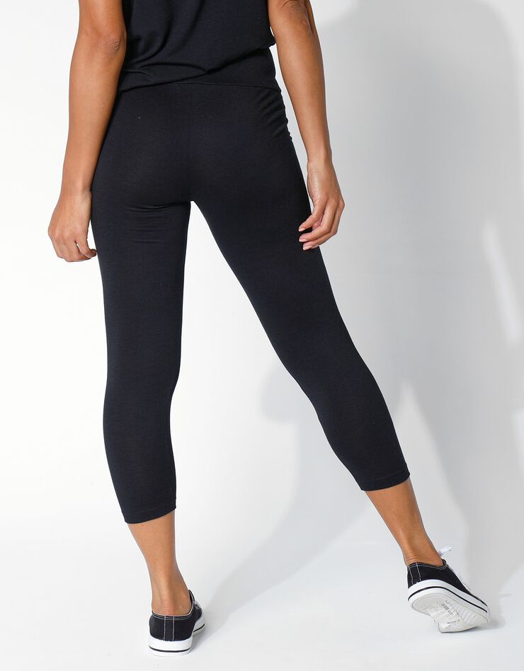 Legging court uni maille fluide ultra douce (noir) Legging court uni maille fluide ultra douce (noir)