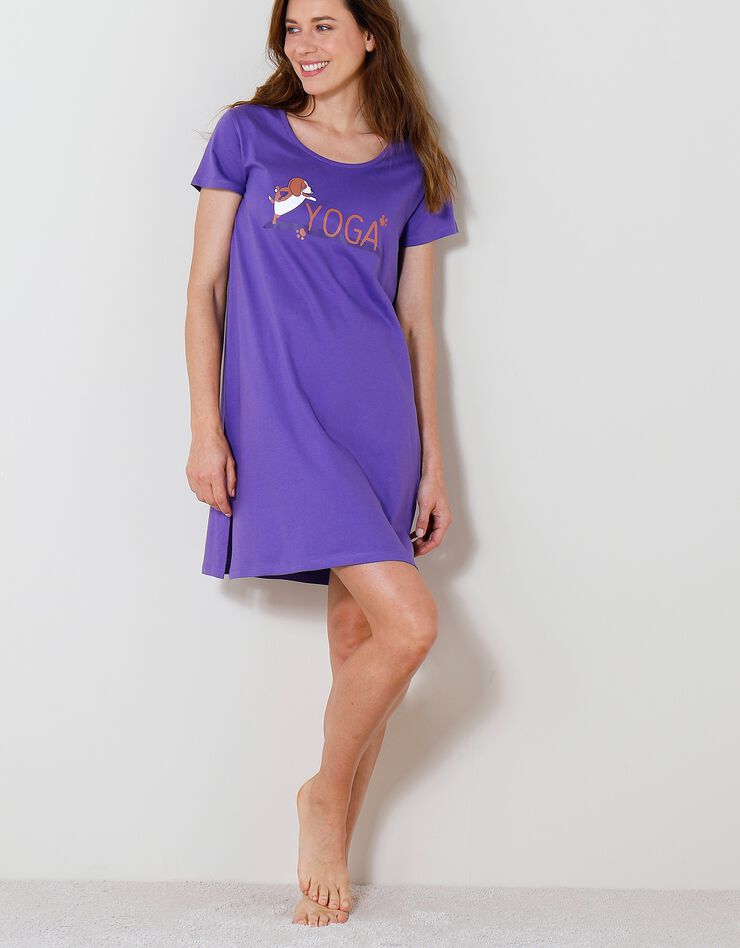 Chemise de nuit courte imprimé "Yoga" (violet)