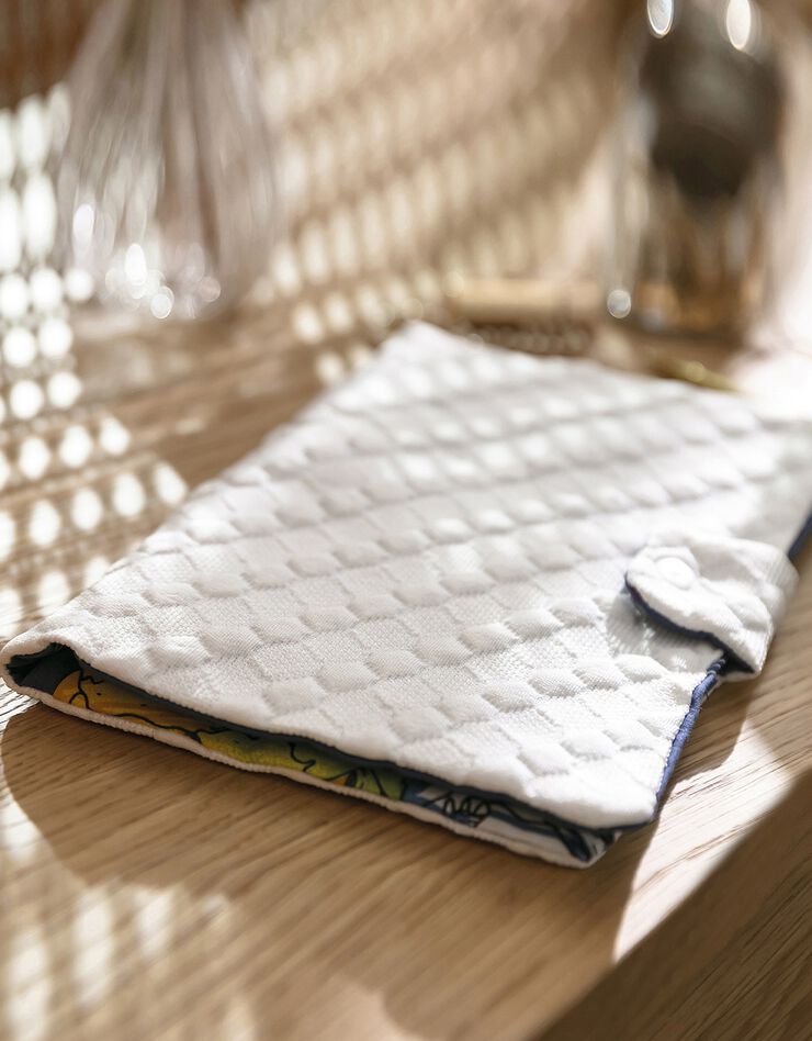 Trousse de toilette pressionnée - collection upcycling (blanc)