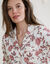 Chemise de nuit col tailleur manches longues, imprim&eacute; floral (&eacute;cru / rose)