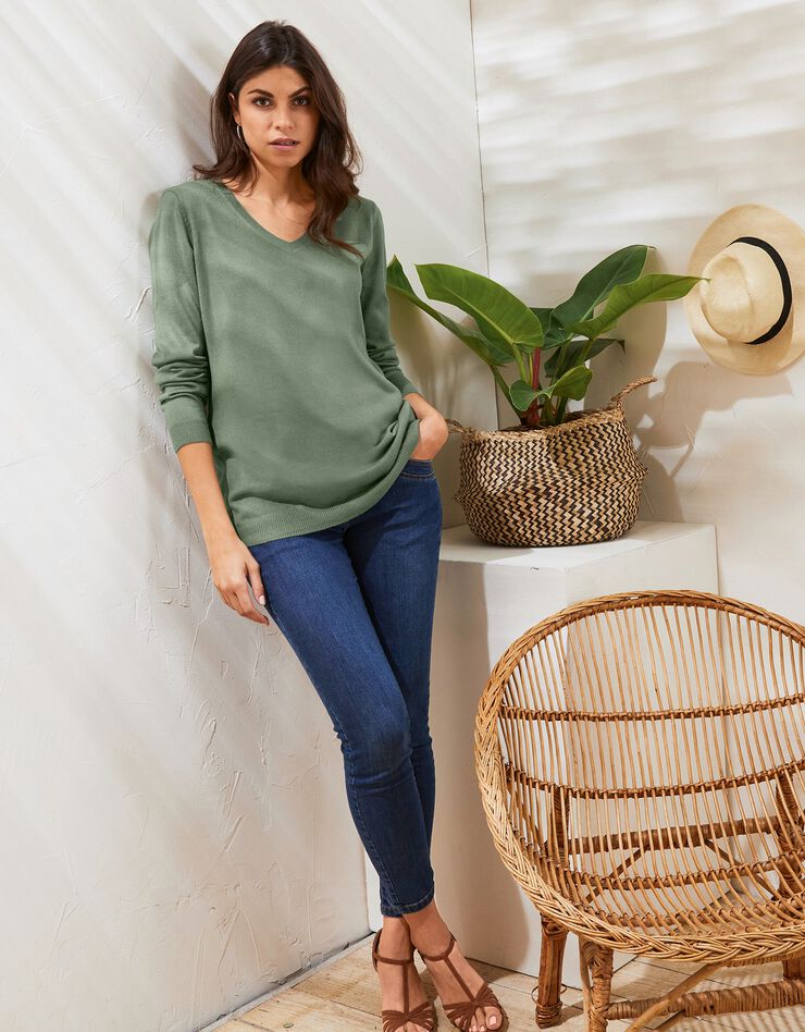 Pull col V toucher cachemire (kaki) Pull col V toucher cachemire (kaki)