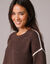Pull bicolore en maille moelleuse  (chocolat)