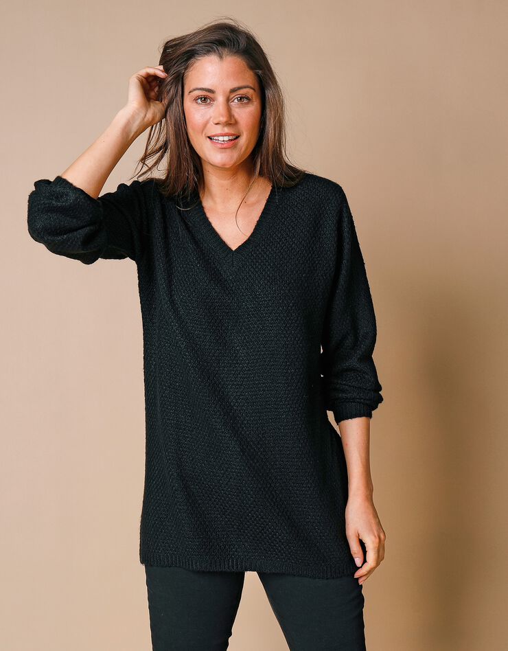 Pull tunique col V maille ajourée toucher mohair (noir) Pull tunique col V maille ajourée toucher mohair (noir)