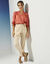 Blouse unie col tunisien, manches coudes smockées (corail foncé)
