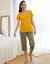 T- shirt pyjama manches courtes motif floral imprim&eacute;  (miel)