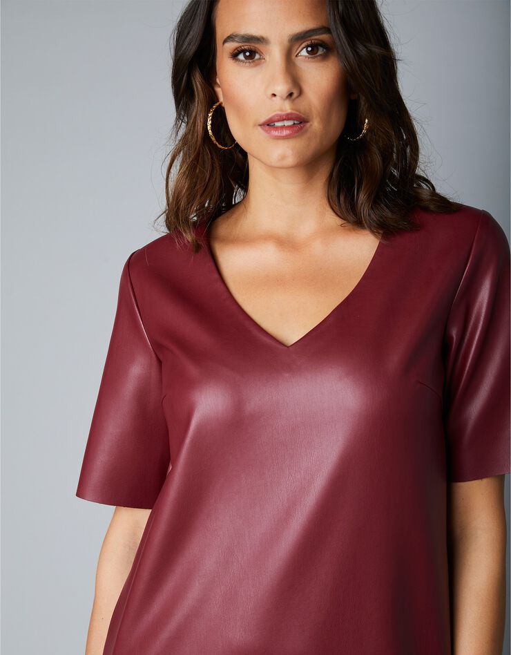 Robe courte aspect cuir(1) (rouge foncé) Robe courte aspect cuir(1) (rouge foncé)