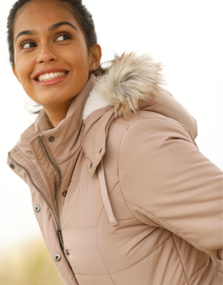 Doudoune à capuche imperméable, doublée maille peluche (taupe clair) Doudoune à capuche imperméable, doublée maille peluche (taupe clair)