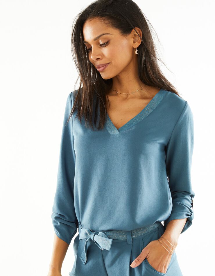 Blouse unie crêpe fluide détails dorés (turquoise grisé) Blouse unie crêpe fluide détails dorés (turquoise grisé)