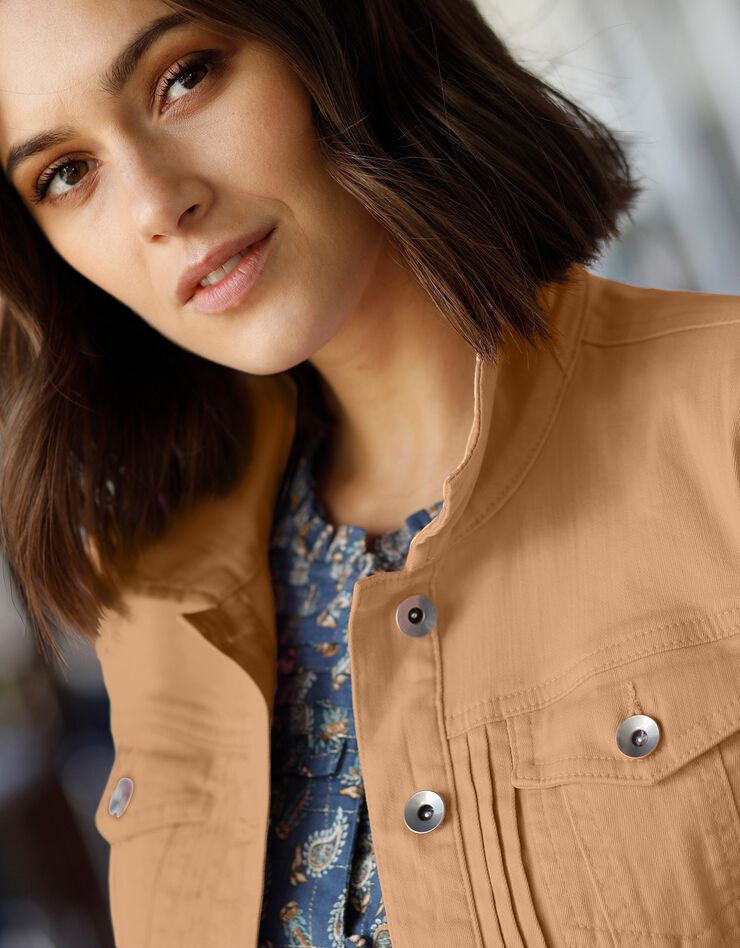 Veste boutonnée plis fantaisie (caramel) Veste boutonnée plis fantaisie (caramel)