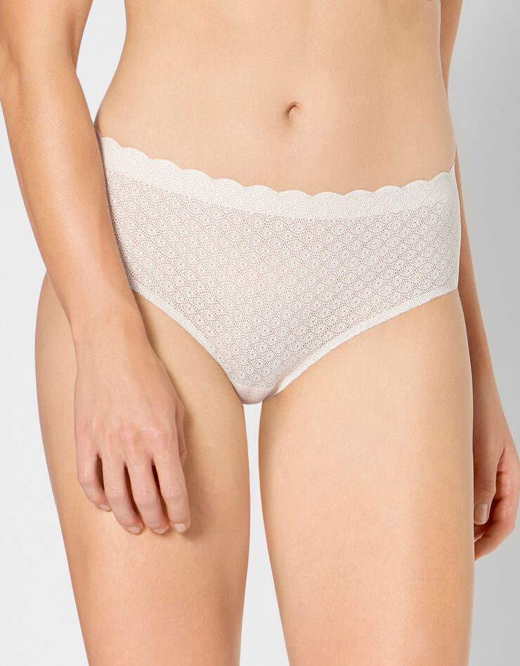 Culotte forme maxi invisible Zero feel (ivoire) Culotte forme maxi invisible Zero feel (ivoire)