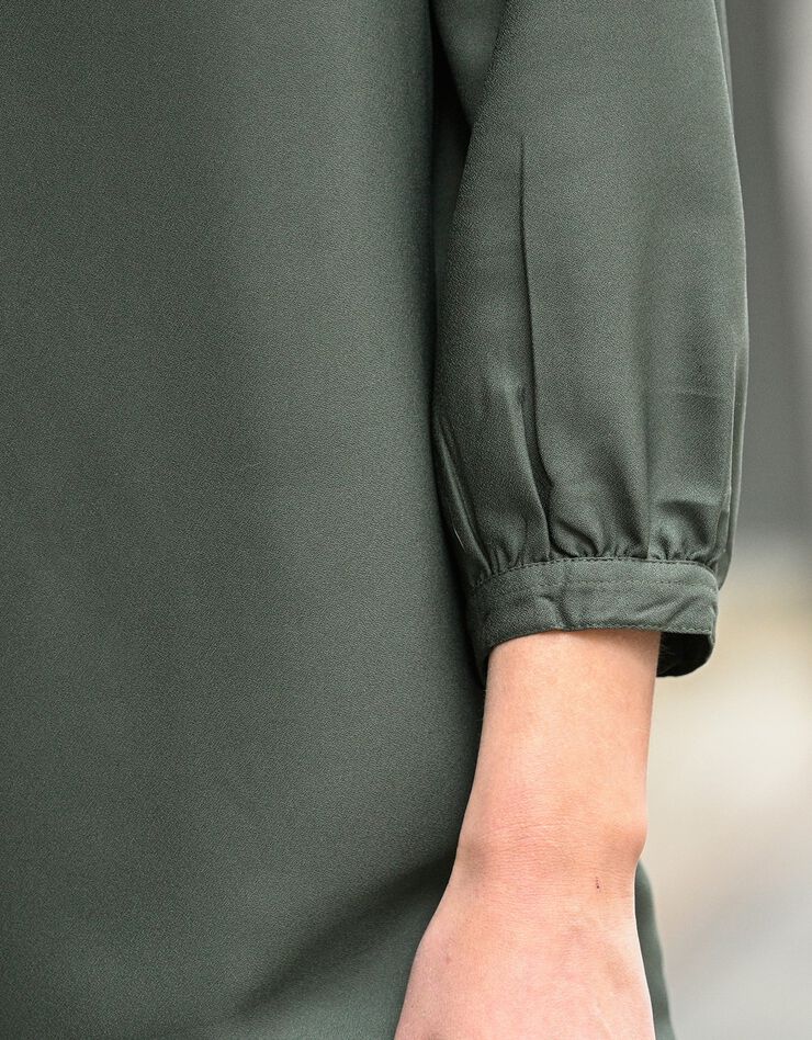 Robe droite manches 7/8ème unie (kaki) Robe droite manches 7/8ème unie (kaki)