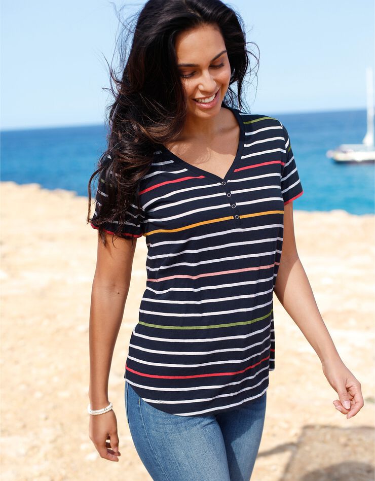 Tee-shirt col V rayé multicolore (marine / multicolore) Tee-shirt col V rayé multicolore (marine / multicolore)