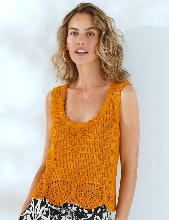 Pull sans manches en crochet (safran)