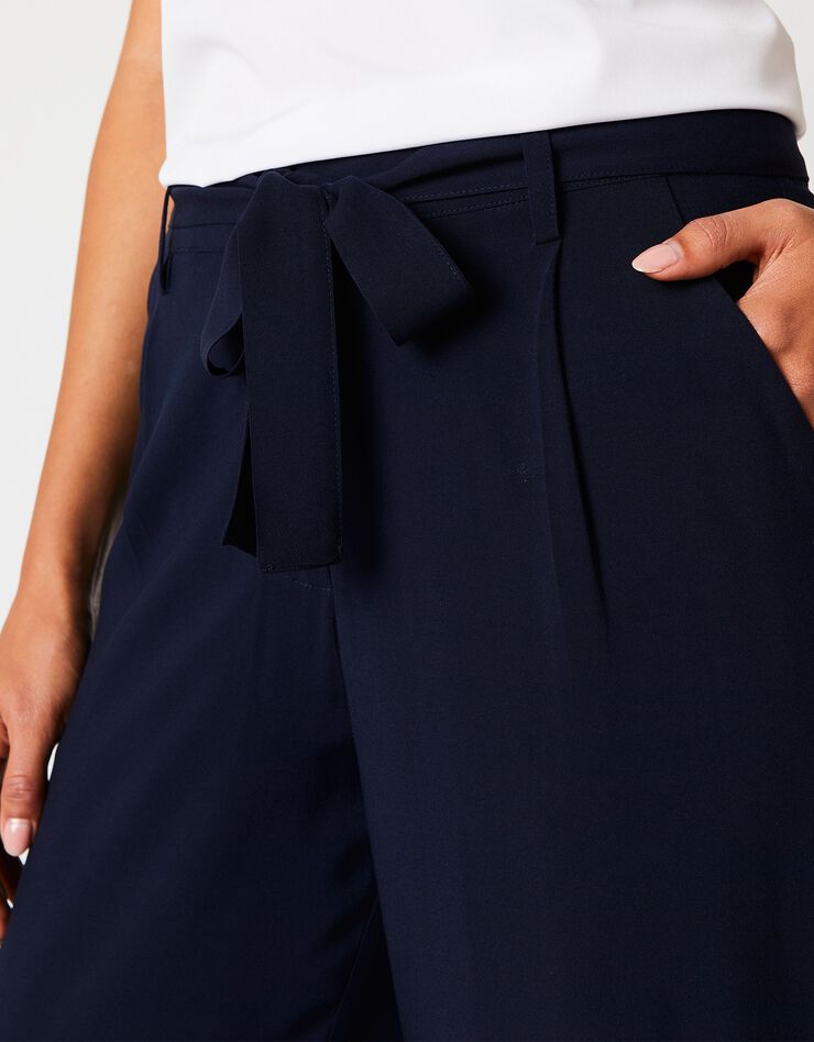 Pantalon ceinturé coupe large fluide (marine) Pantalon ceinturé coupe large fluide (marine)