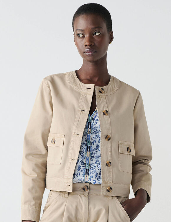 Veste unie boutonn&eacute;e, col rond (beige)