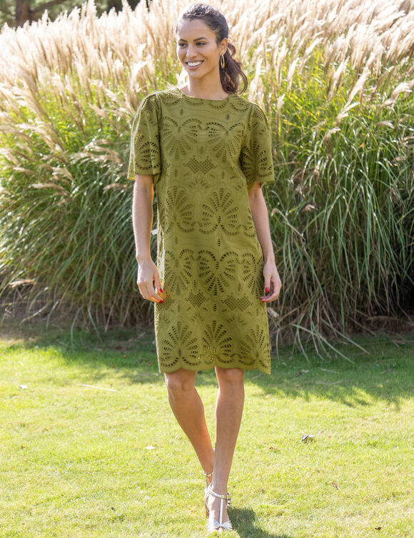 Robe courte broderie anglaise (vert)