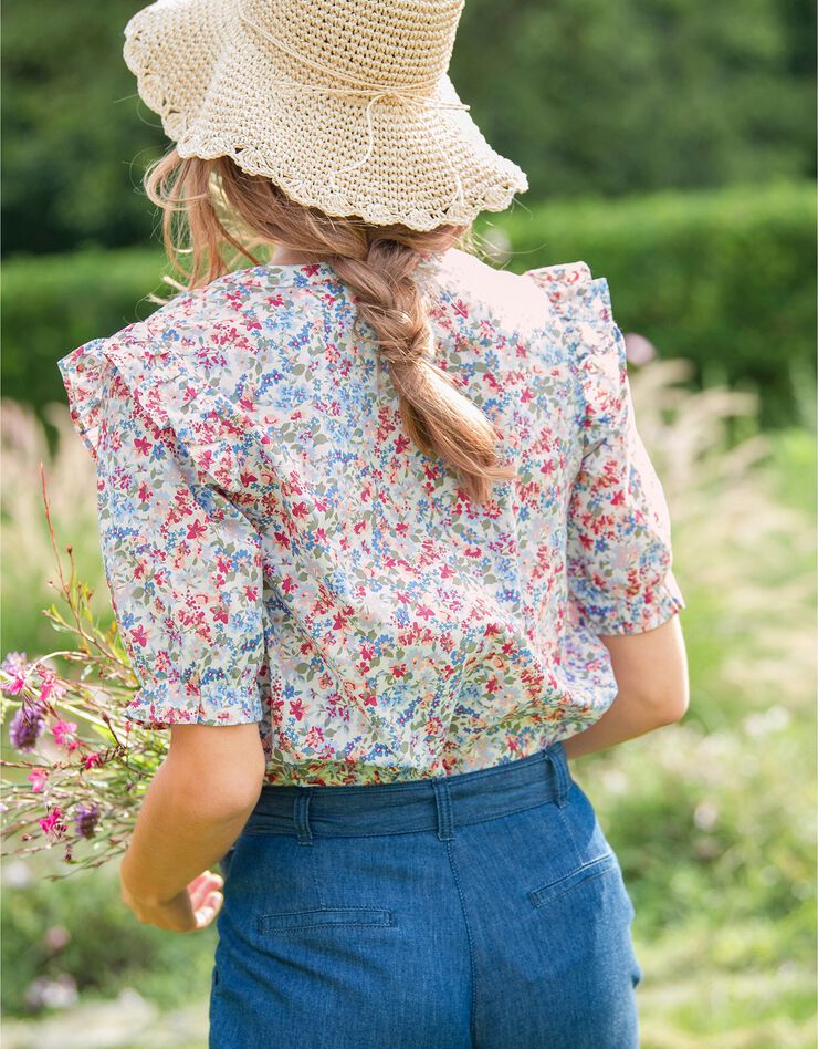 Blouse boutonnée volantée col tunisien imprimée (écru / bleu) Blouse boutonnée volantée col tunisien imprimée (écru / bleu)
