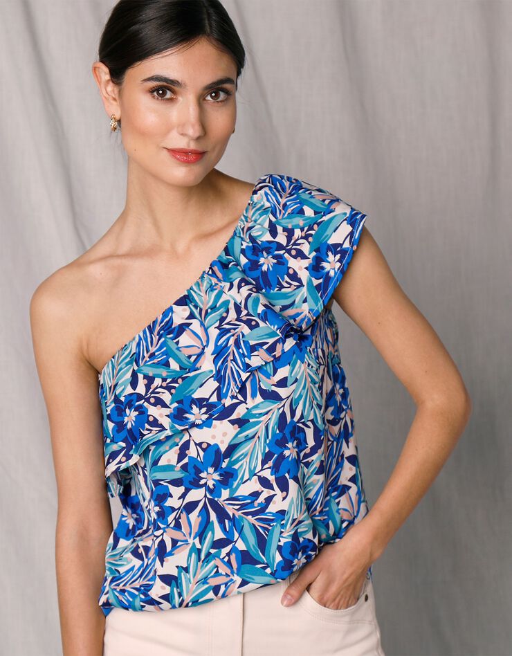 Blouse asymétrique épaule dénudée crêpe imprimé (beige / bleu) Blouse asymétrique épaule dénudée crêpe imprimé (beige / bleu)