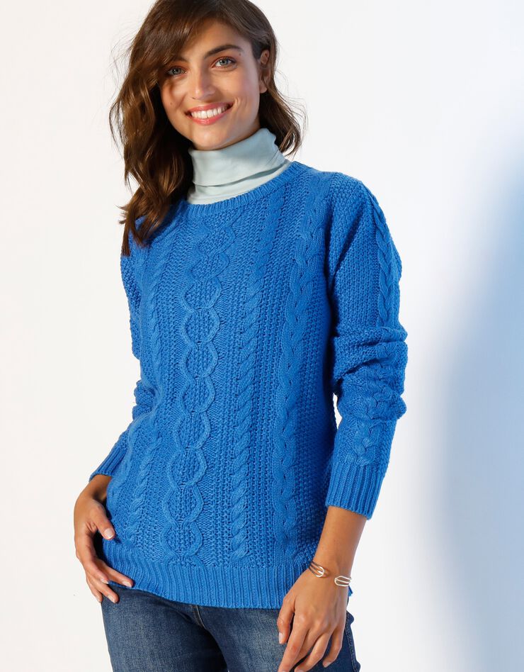 Pull col rond, maille torsadée (bleu dur) Pull col rond, maille torsadée (bleu dur)